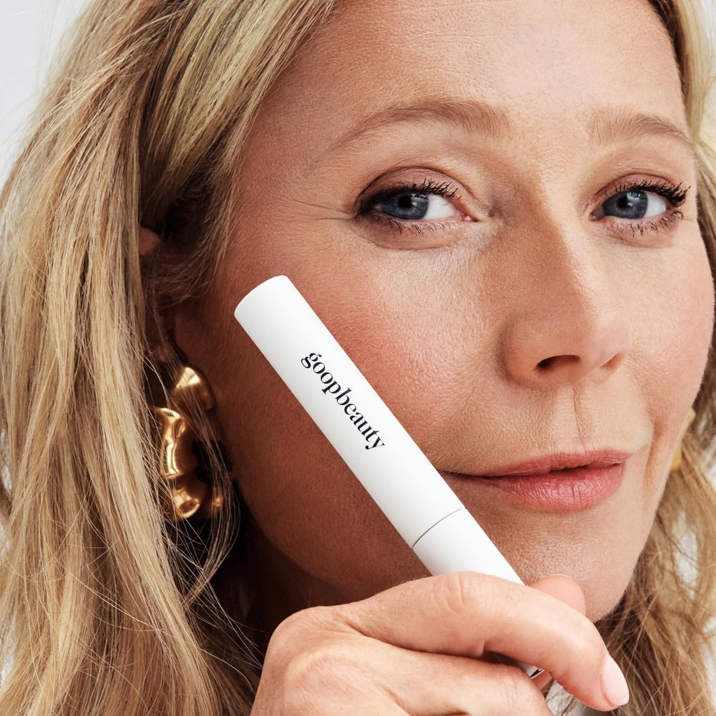 goop Beauty Featherlash Lifting Serum Mascara | Volumizing & Lengthening Mascara with Nourishing, Clean Ingredients | 0.15 fl oz